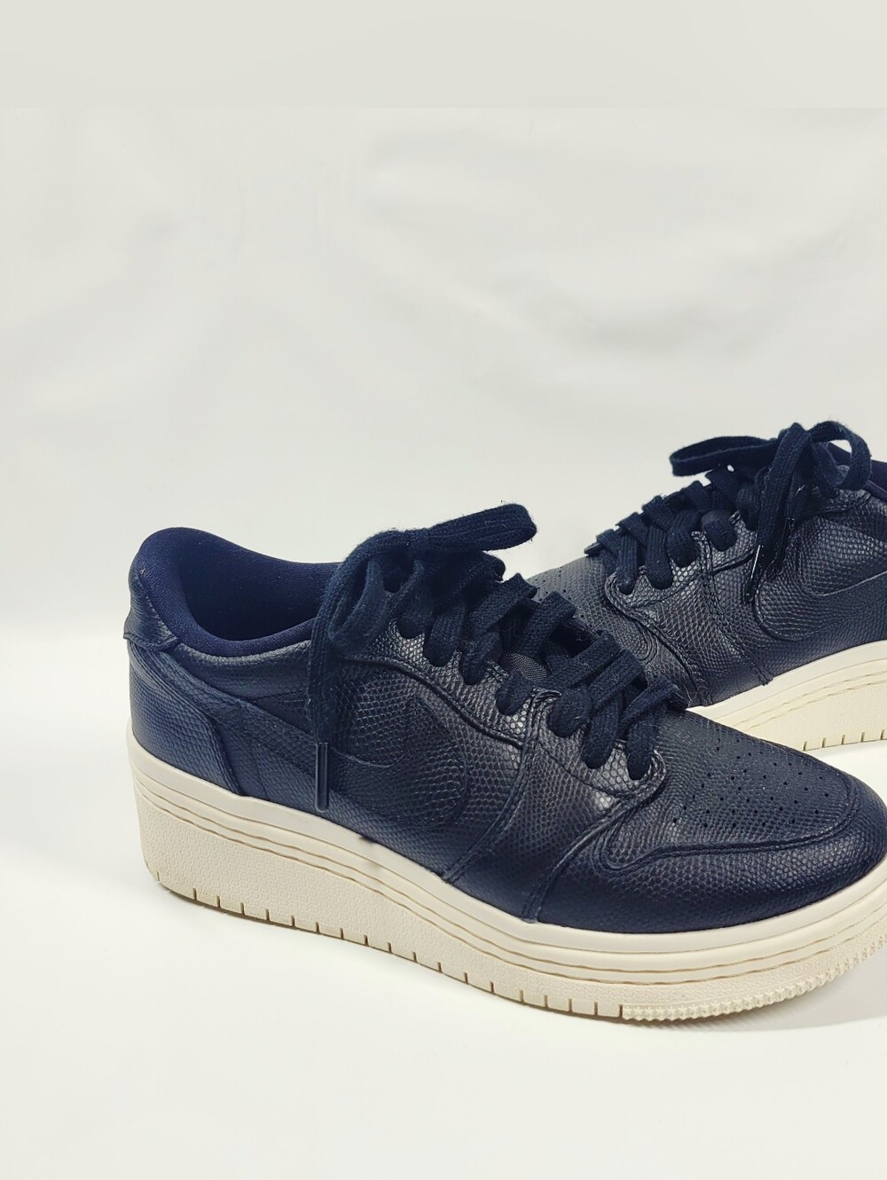 NIKE Air Jordan 1 Retro Low Lifted Black Phantom Black A01334-014 Women's 8